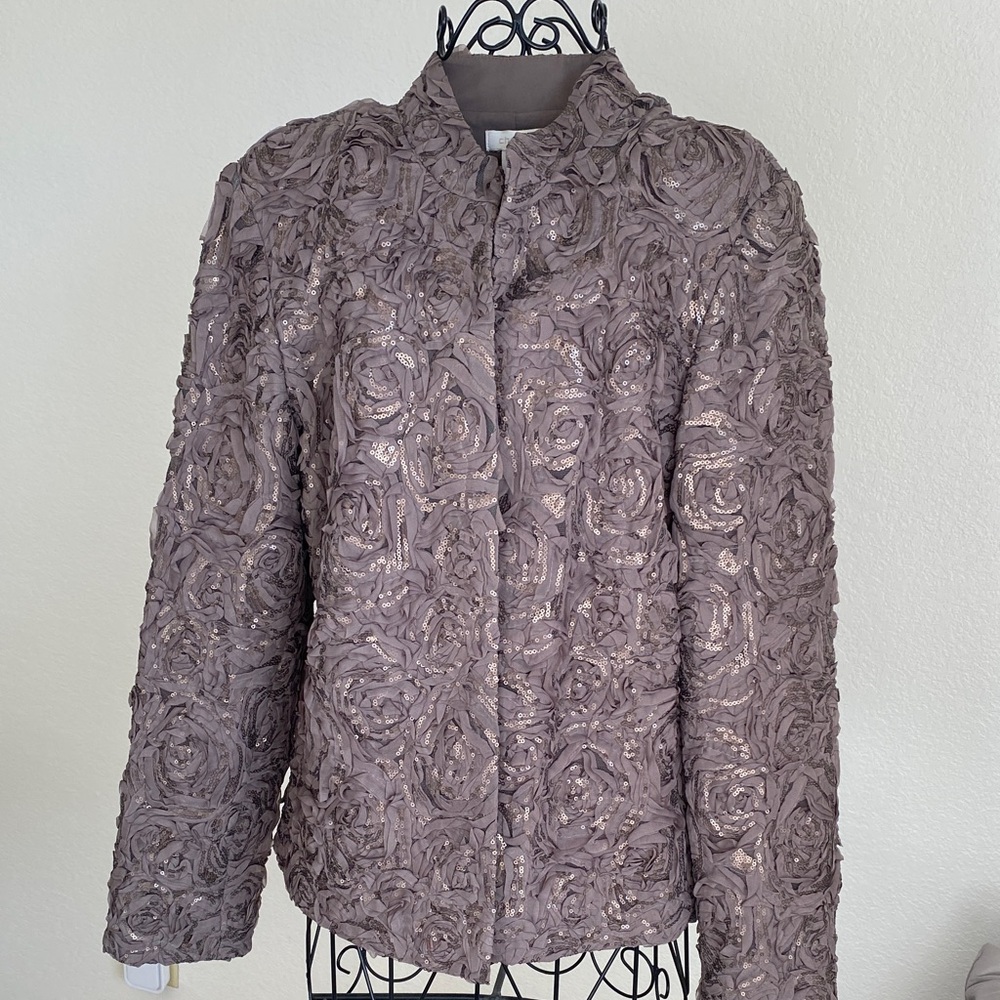 Chico's Textured Floral Blazer in Taupe
